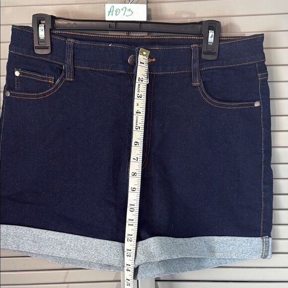 Fashion Nova Blue Jean Shorts High-Waisted Cuffed - Picture 6 of 11